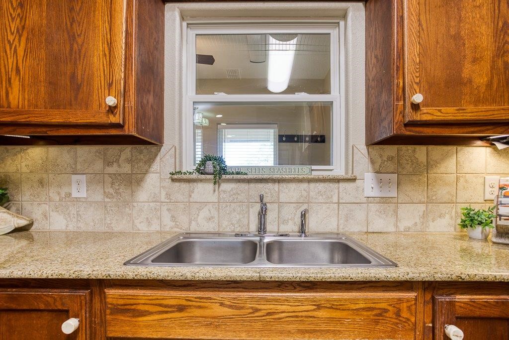 409 North Eleventh Street Fulton, TX 78382 - Photo 16 of 37