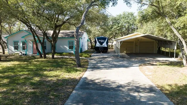 $319,000 | 409 North Eleventh Street, Fulton, TX 78382