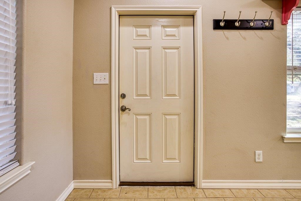 409 North Eleventh Street Fulton, TX 78382 - Photo 6 of 37