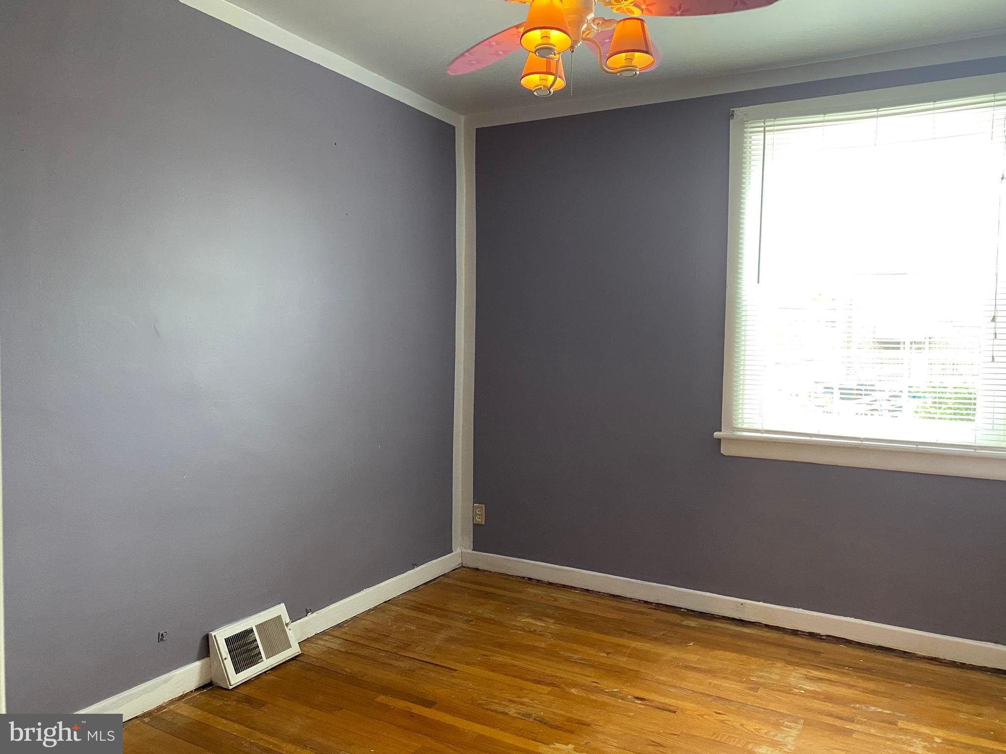 1615 Fox Chase Road Philadelphia, PA 19152 - Photo 13 of 30 Bedroom 3 - Hardwoods, Ceiling Fan w Light