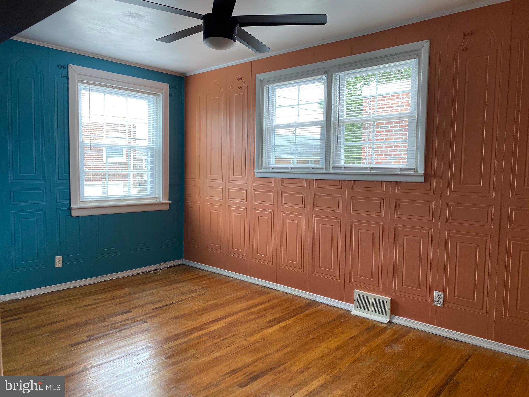 1615 Fox Chase Road Philadelphia, PA 19152 - Photo 10 of 30 Master Bedroom - 3 windows, Hardwoods