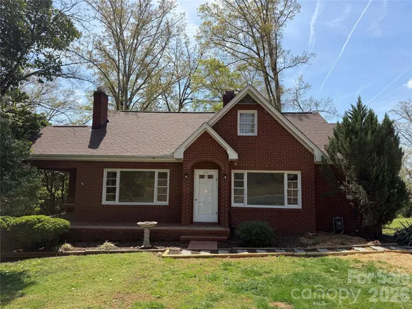 $245,000 | 1631 Maple Avenue, Albemarle, NC 28001