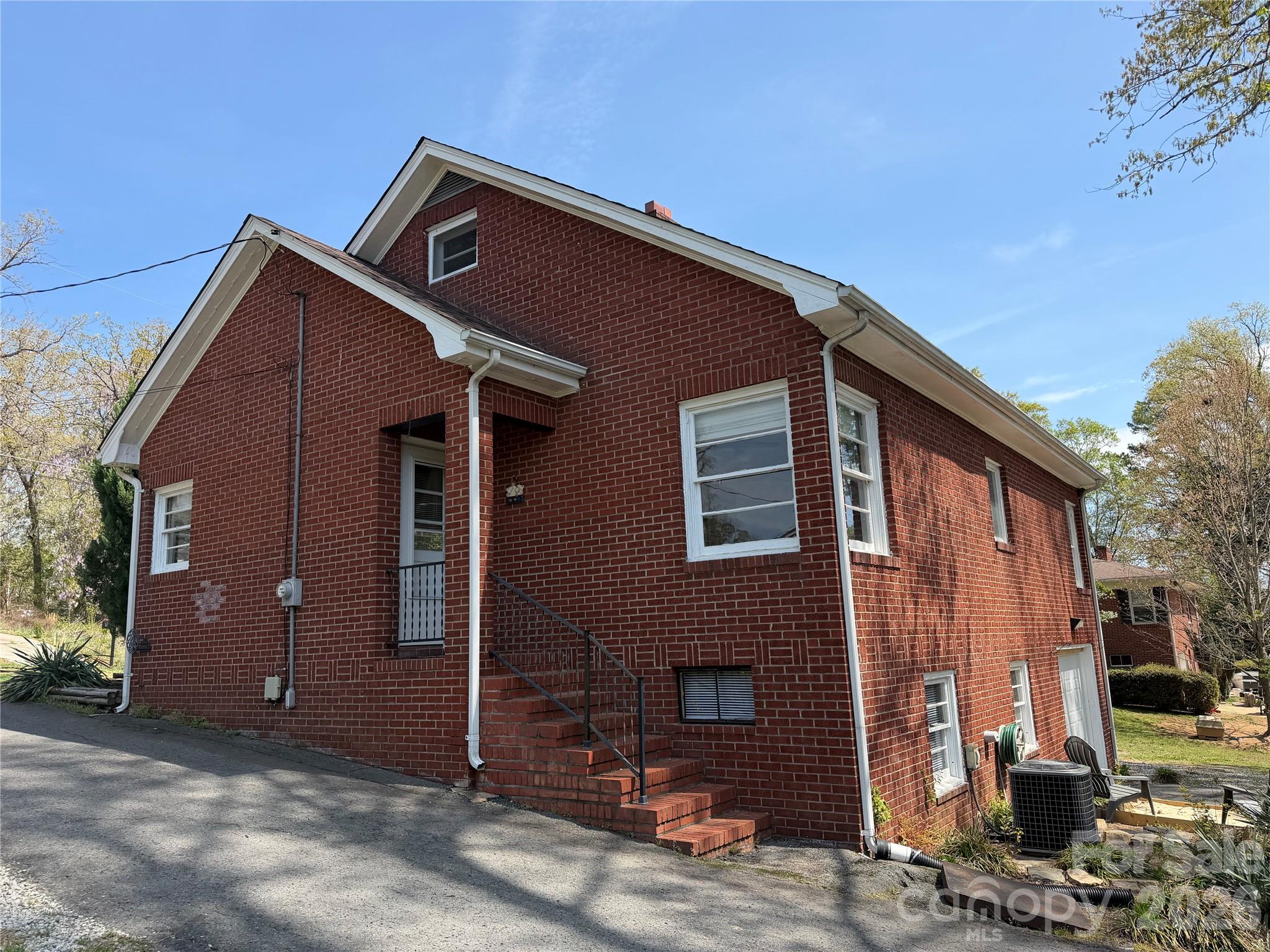 1631 Maple Avenue Albemarle, NC 28001 - Photo 9 of 48