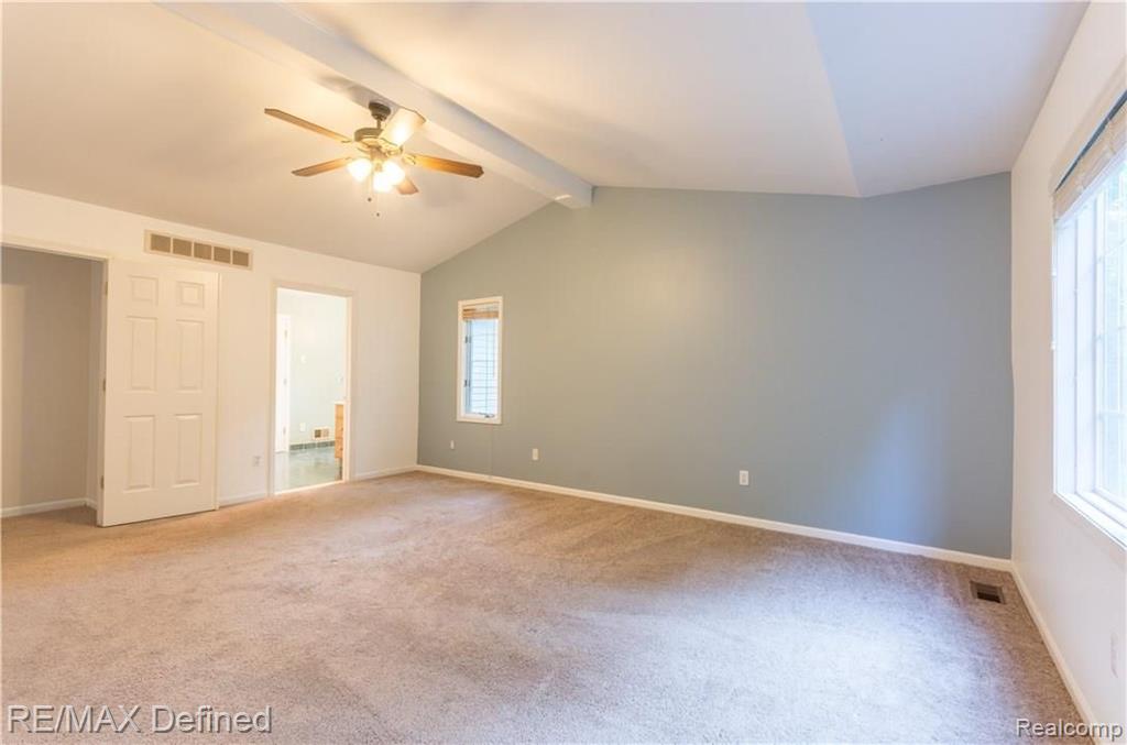 950 Ridgeline Court Lake Orion, MI 48360 - Photo 34 of 48