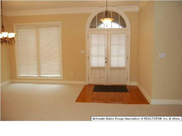 639 Carnforth Drive Baton Rouge, LA 70810 - Photo 2 of 15 Gallery Image 2