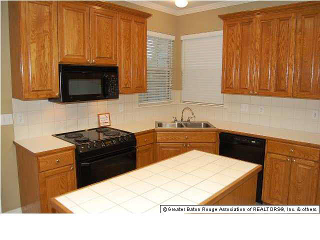 639 Carnforth Drive Baton Rouge, LA 70810 - Photo 3 of 15 Gallery Image 3
