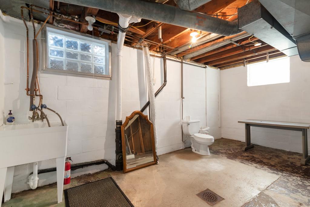181 Gass Road Pittsburgh, PA 15229 - Photo 19 of 19 Gallery Image 19