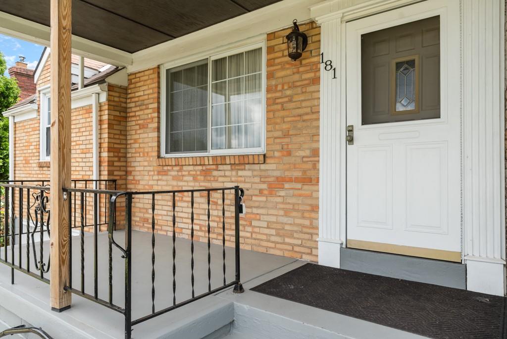 181 Gass Road Pittsburgh, PA 15229 - Photo 7 of 19 Gallery Image 7