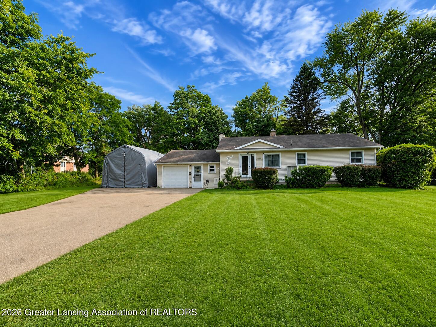 4057 West Jolly Road Lansing, MI 48911 - Photo 1 of 29 file_00000000a0b8822f82949087aac93a8a
