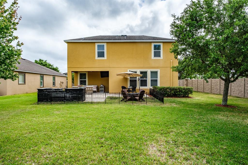 1653 Nature View Drive Lutz, FL 33558 - Photo 36 of 95