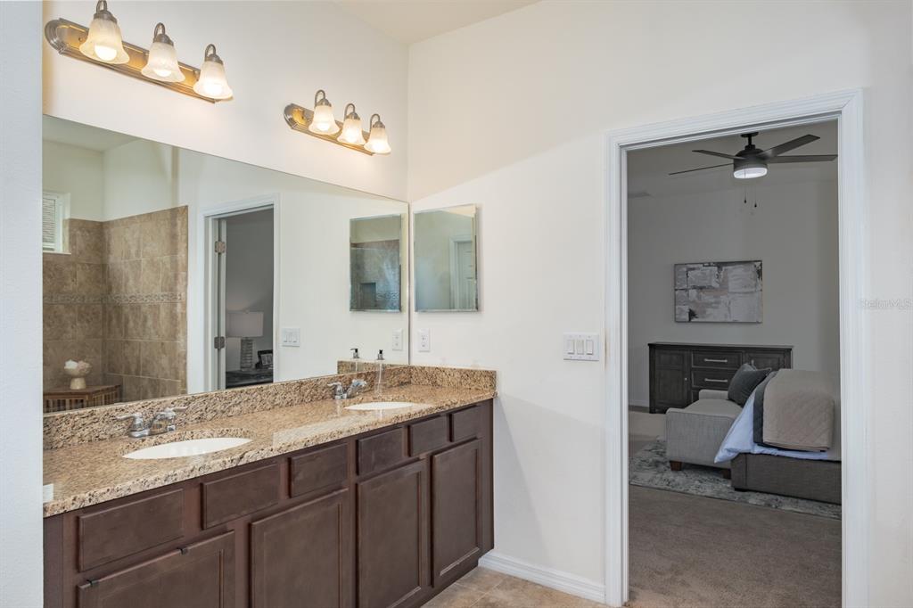 1653 Nature View Drive Lutz, FL 33558 - Photo 45 of 95