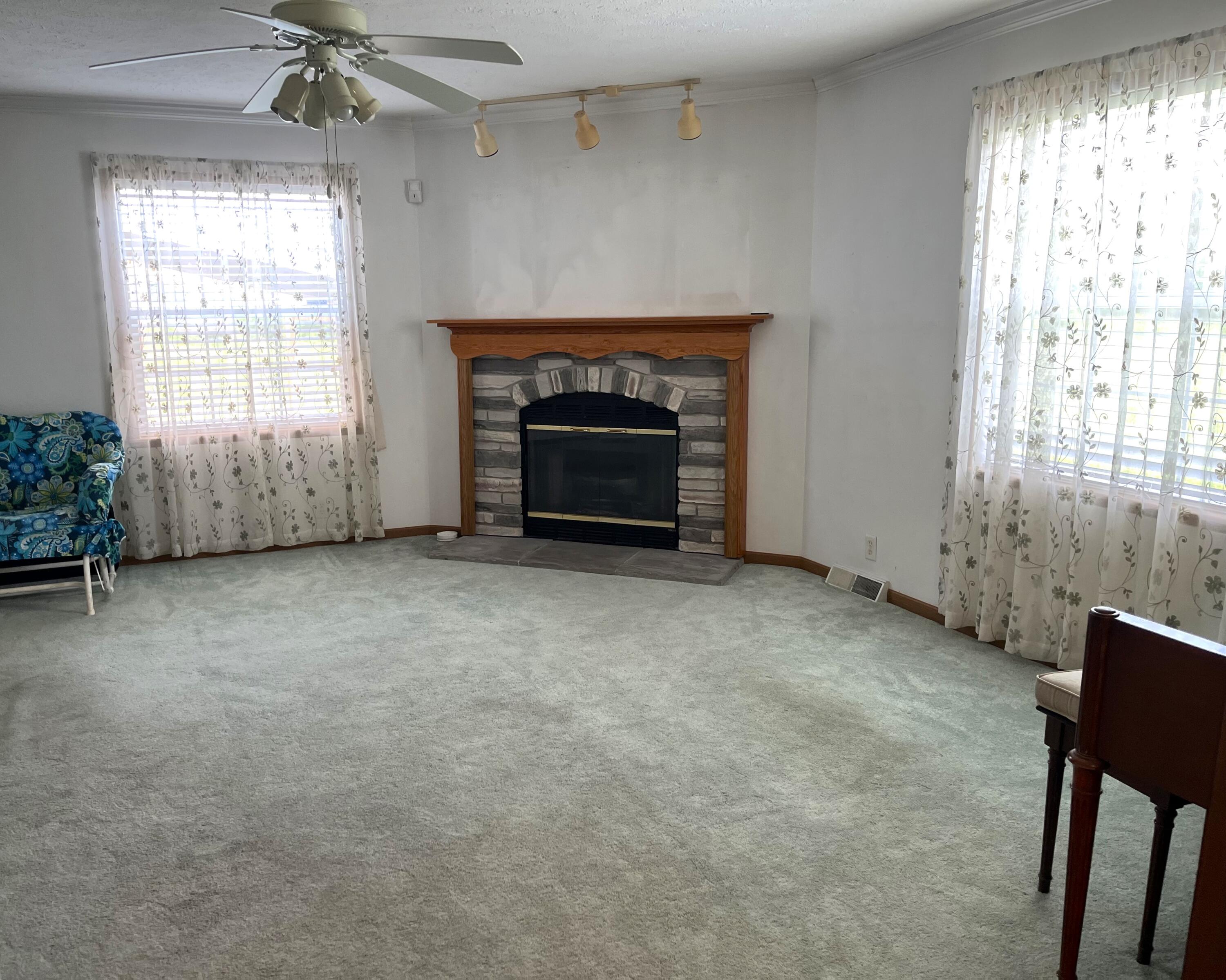 8431 Stringtown Road Mechanicsburg, OH 43044 - Photo 22 of 39