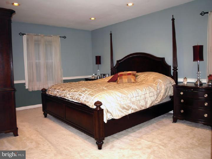 606 Flock Road Hamilton, NJ 08690 - Photo 9 of 17 Master Bedroom