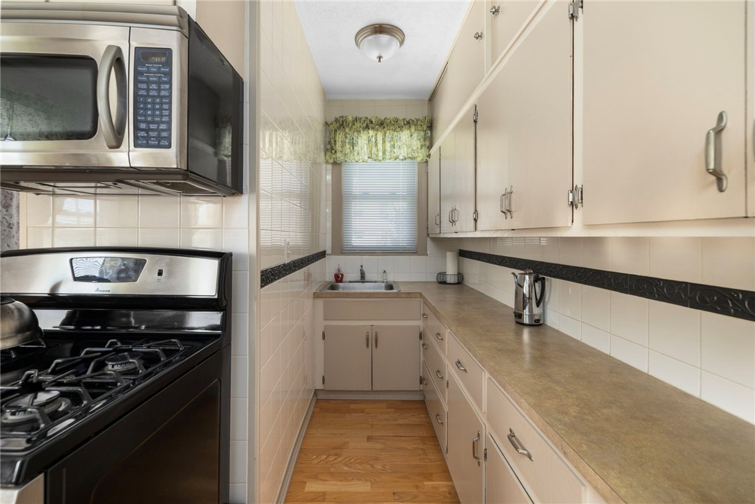 20 Gridley Street Providence, RI 02904 - Photo 7 of 50 Unit 1- Galley style kitchen with gas range