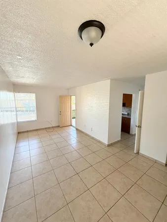 $1,750 | 6850 West 14th Court, Unit A21, Hialeah, FL 33014
