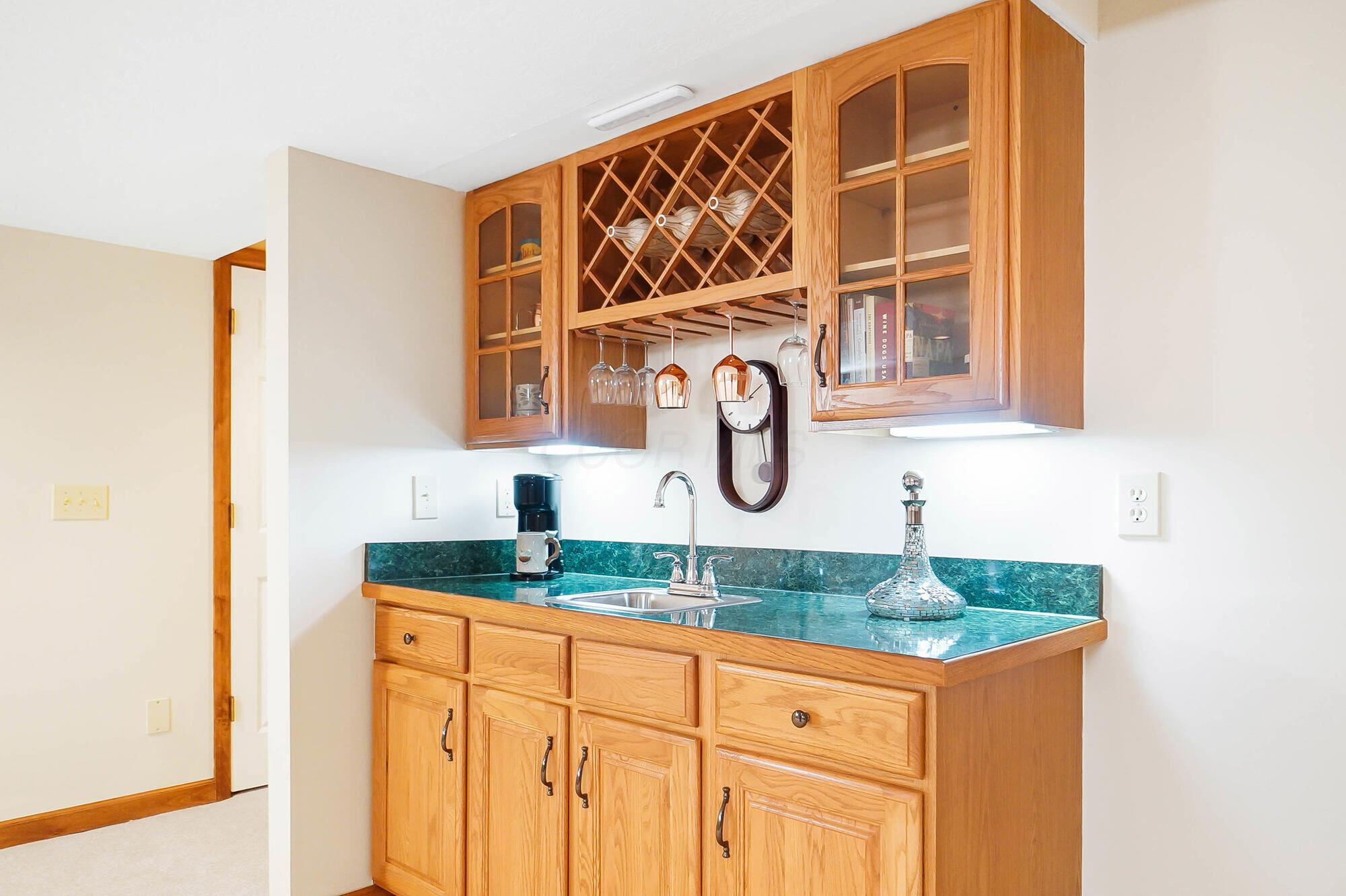 8591 Spring Flower Road Pickerington, OH 43147 - Photo 67 of 84 Wet Bar