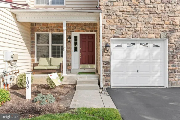 $489,999 | 106 Farm Meadows Lane, Hockessin, DE 19707