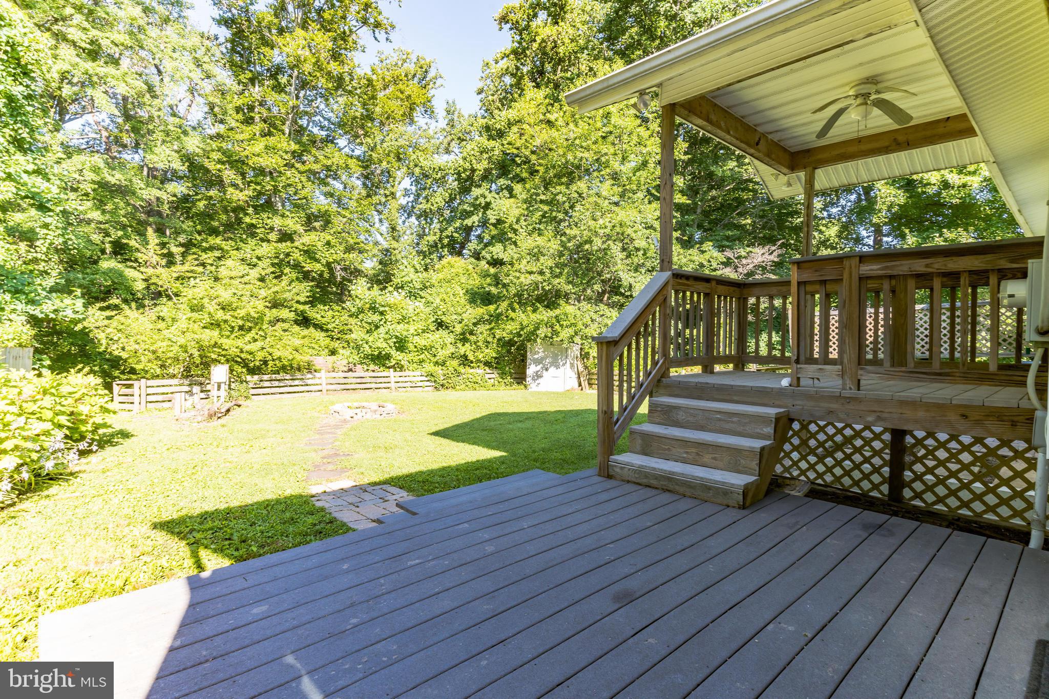 1408 Gilbert Road Arnold, MD 21012 - Photo 35 of 41 Deck/patio