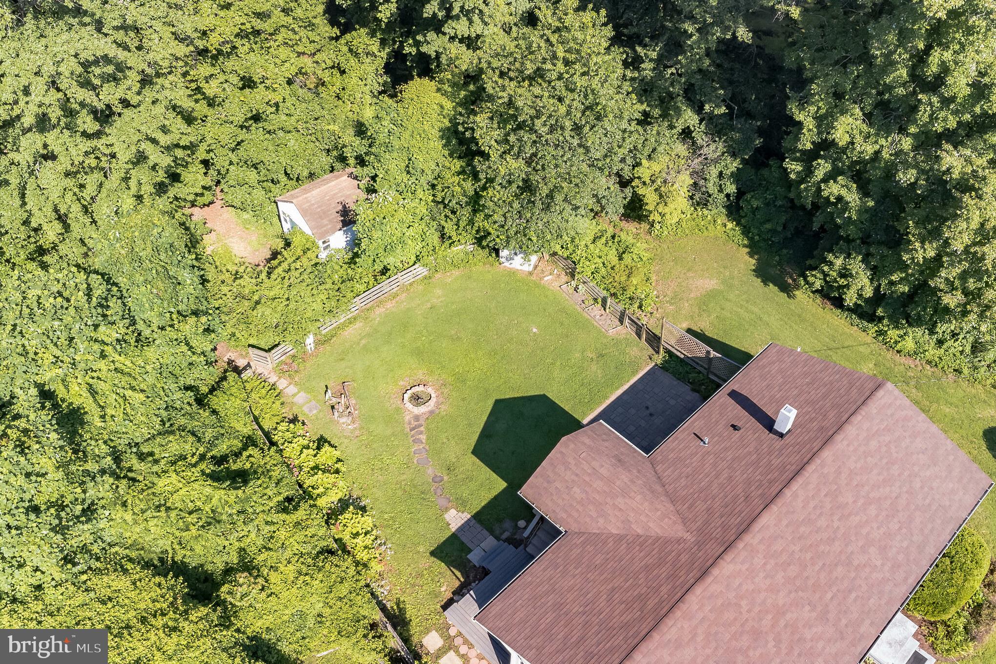 1408 Gilbert Road Arnold, MD 21012 - Photo 5 of 41 back yard