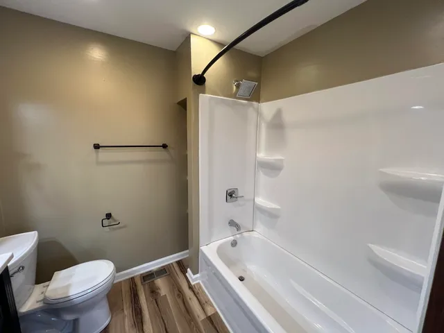 $269,900 | 412 North Darling Avenue, Fremont, MI 49412