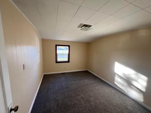 $269,900 | 412 North Darling Avenue, Fremont, MI 49412