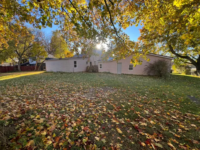 $269,900 | 412 North Darling Avenue, Fremont, MI 49412