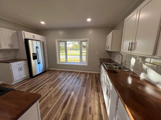 $269,900 | 412 North Darling Avenue, Fremont, MI 49412