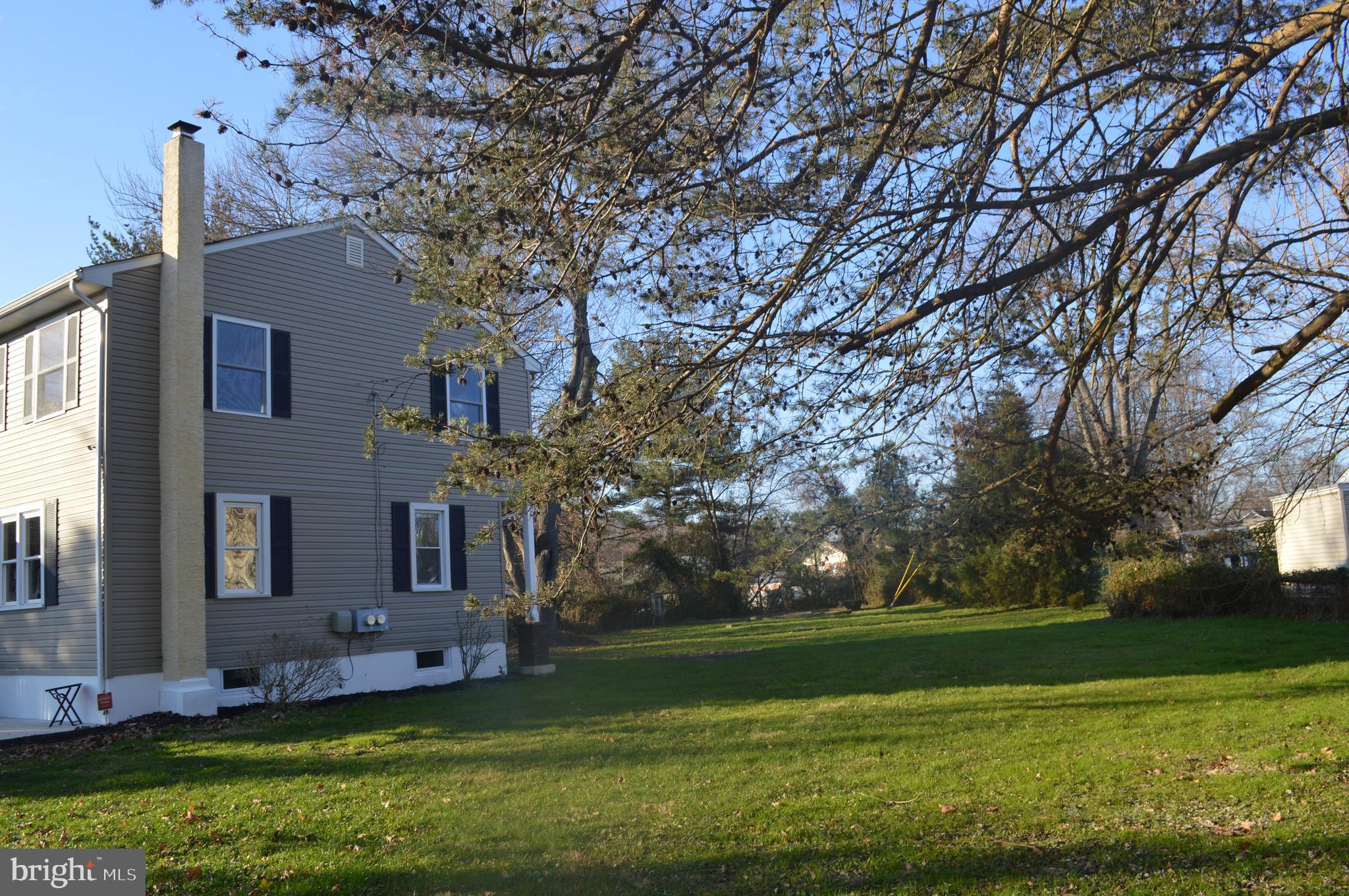 2 Kirk Lane Brookhaven, PA 19015 - Photo 22 of 43 View from driveway to right side and rear yard