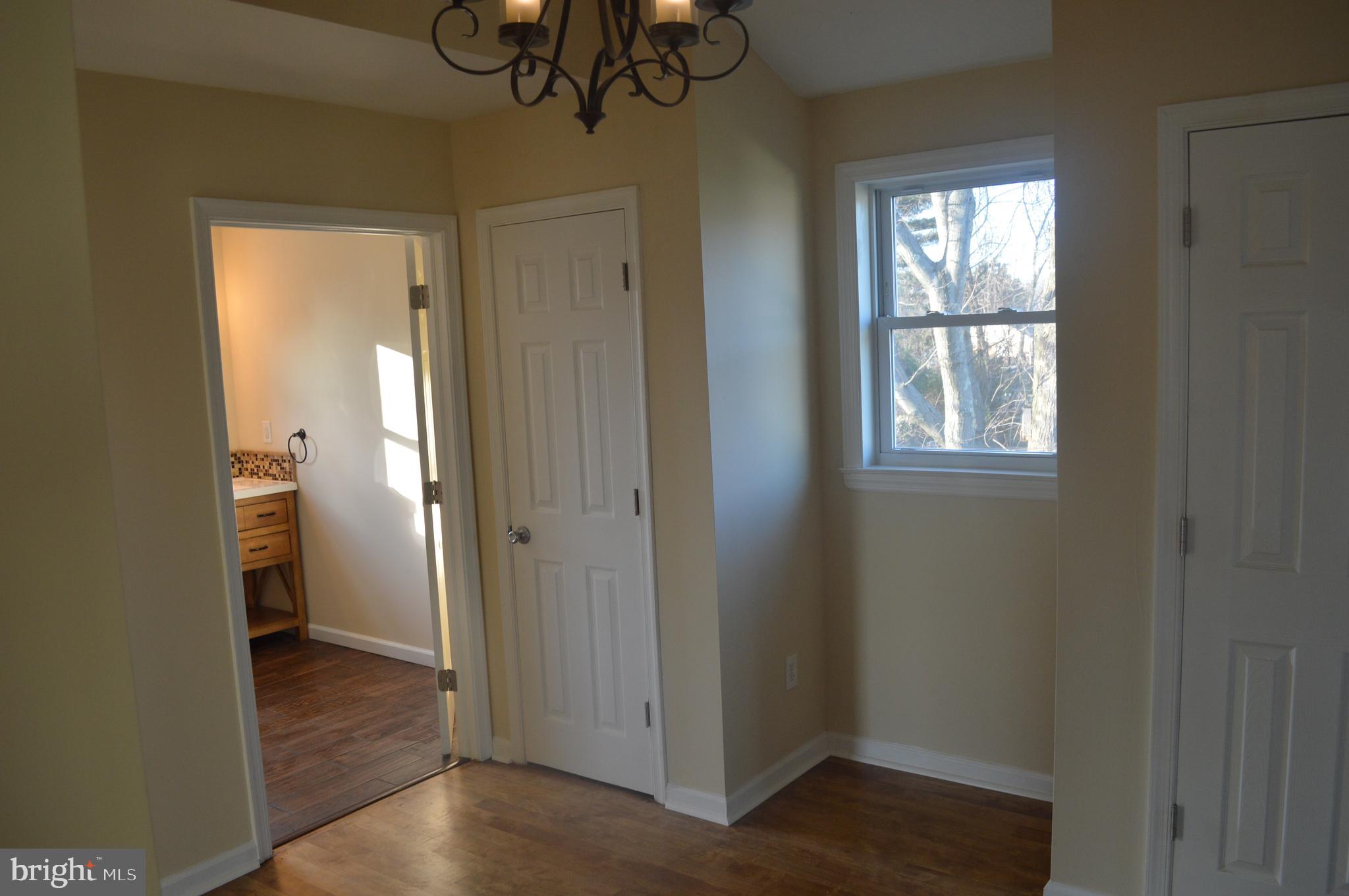 2 Kirk Lane Brookhaven, PA 19015 - Photo 28 of 43 Upper level spavious hallway