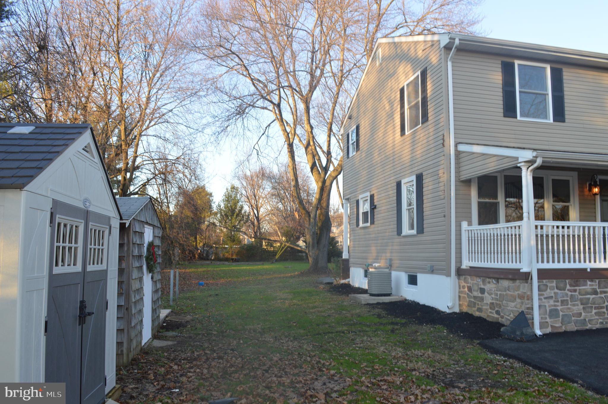 2 Kirk Lane Brookhaven, PA 19015 - Photo 36 of 43 Front left side view