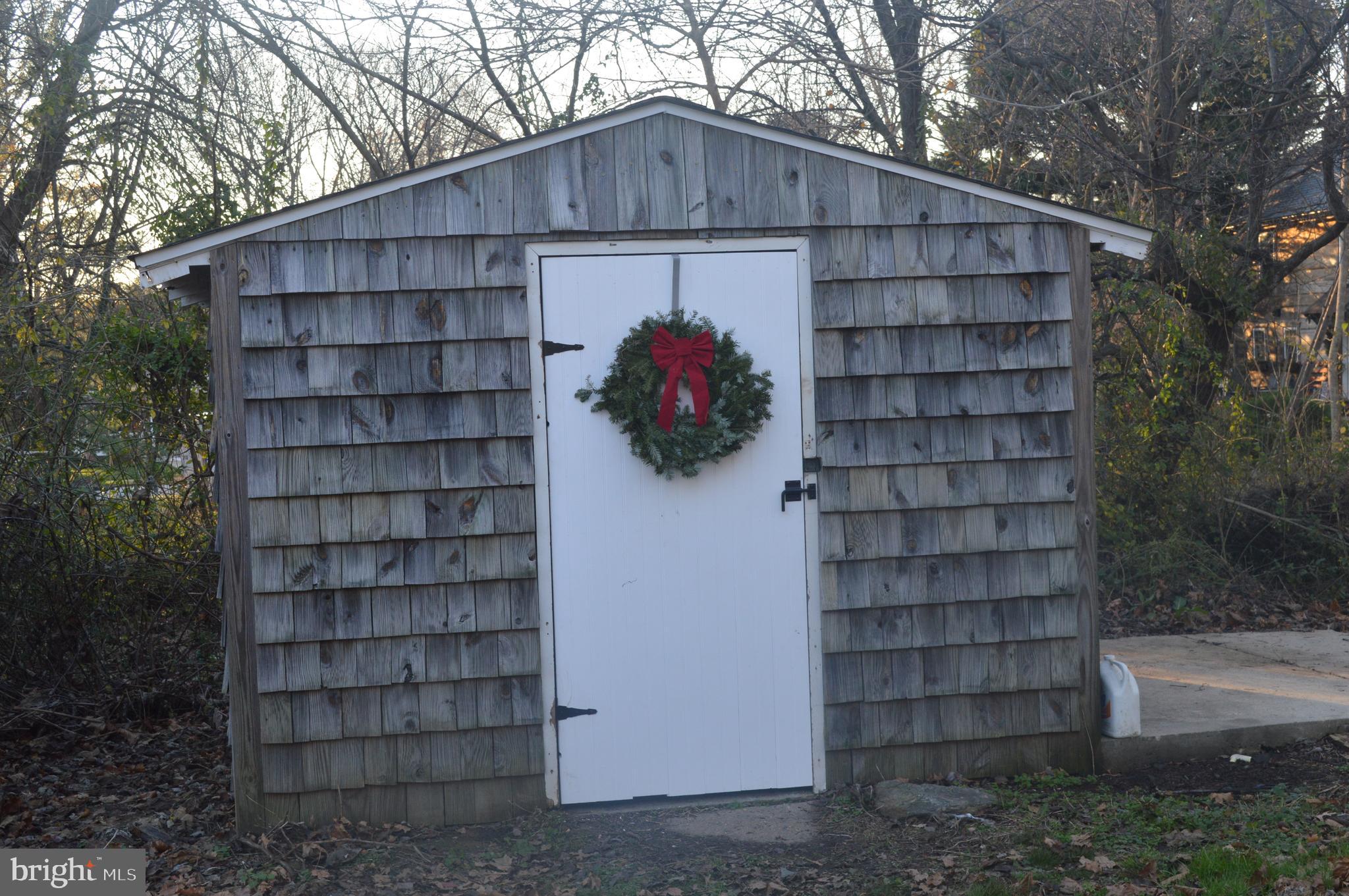 2 Kirk Lane Brookhaven, PA 19015 - Photo 38 of 43 Shed