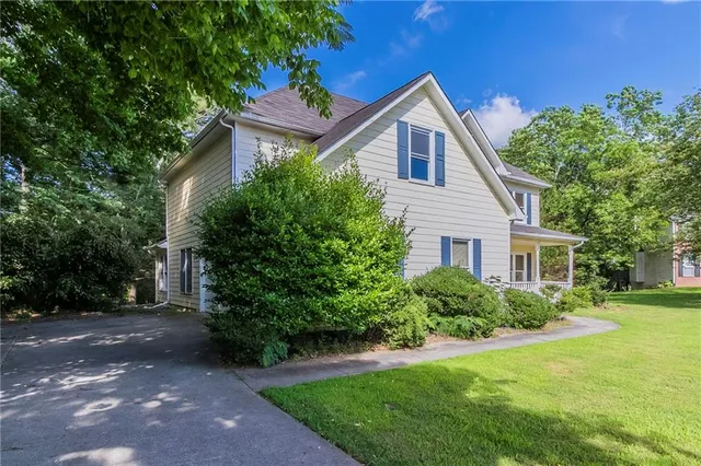 $344,000 | 1615 Burnt Oak Way Northeast, Dacula, GA 30019