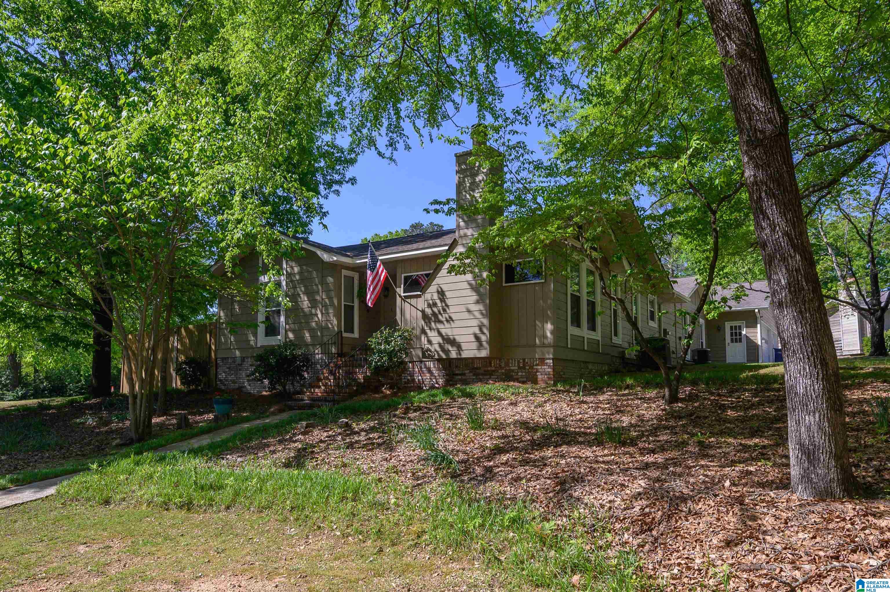 1409 Alexander Court Alabaster, AL 35007 - Photo 2 of 44