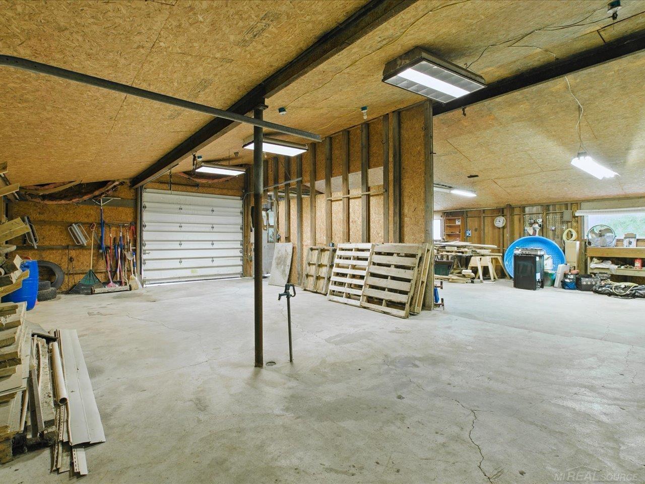 13485 South Block Road Birch Run, MI 48415 - Photo 41 of 61 50205356-593dc852-6bcc-4d72-ad85-b6e3de3eab9a.JPG