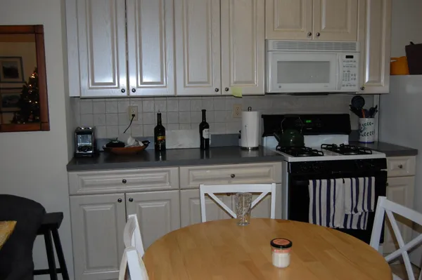 $2,600 | 106 11th Street, Unit 20, Hoboken, NJ 07030