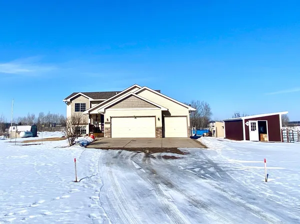 $414,900 | 10993 Highway 70, Rock Creek, MN 55063