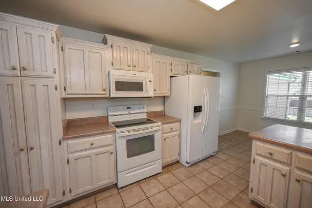 $319,900 | 1123 Tara Drive, Hernando, MS 38632