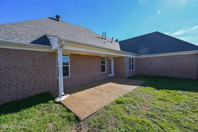 $319,900 | 1123 Tara Drive, Hernando, MS 38632