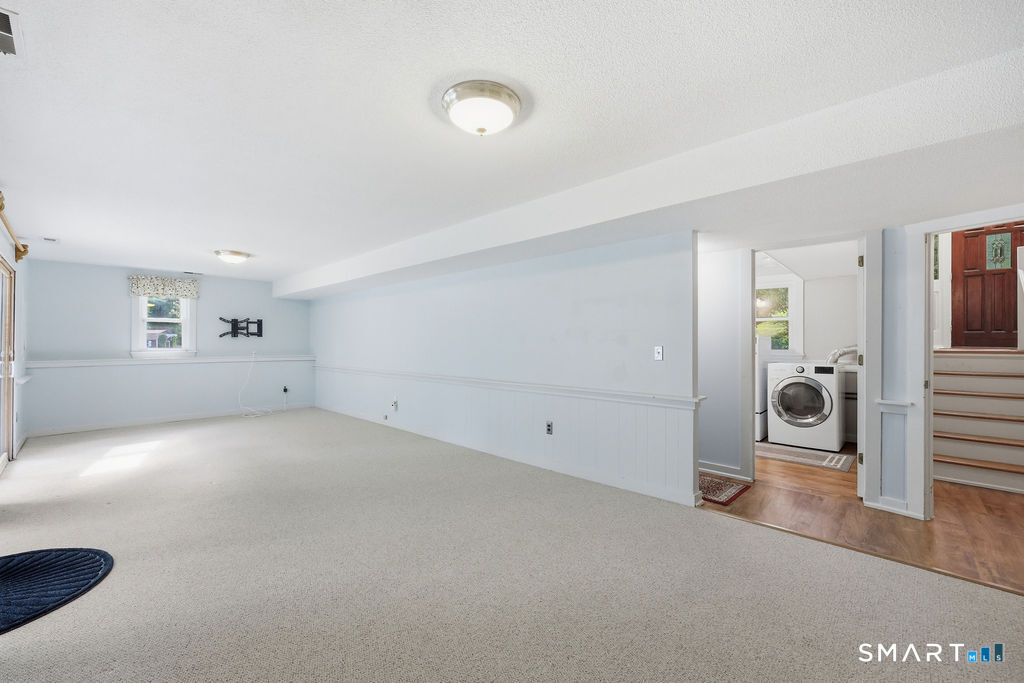 36 Banks Road Simsbury, CT 06092 - Photo 31 of 37