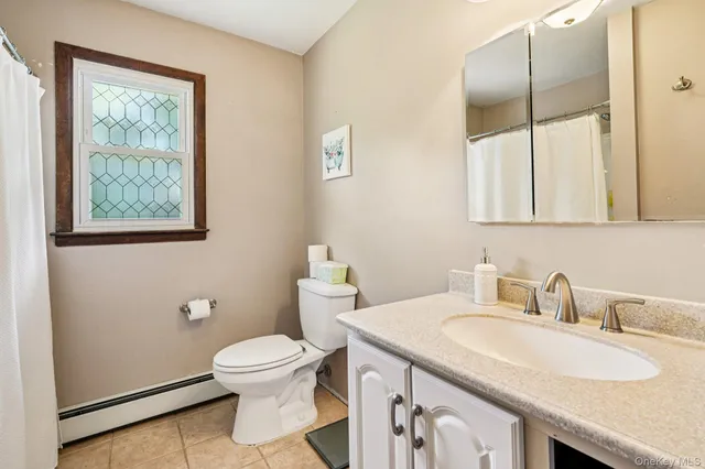 a view of livingroom with furniture and white walls