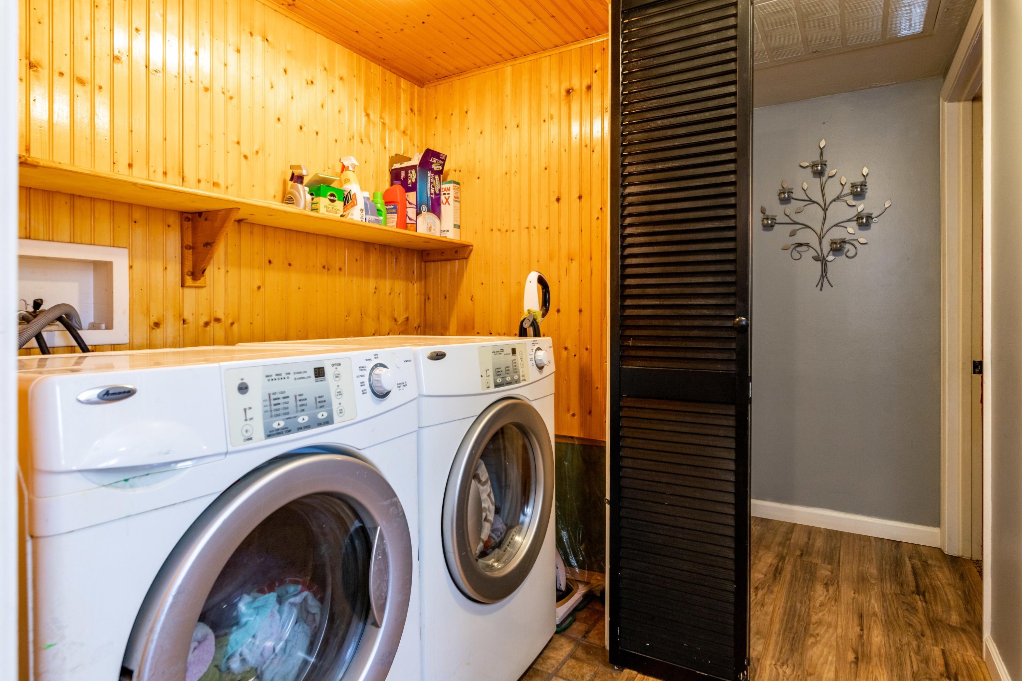 232 Pattie Gap Road Philadelphia, TN 37846 - Photo 19 of 31 a utility room with dryer and washer