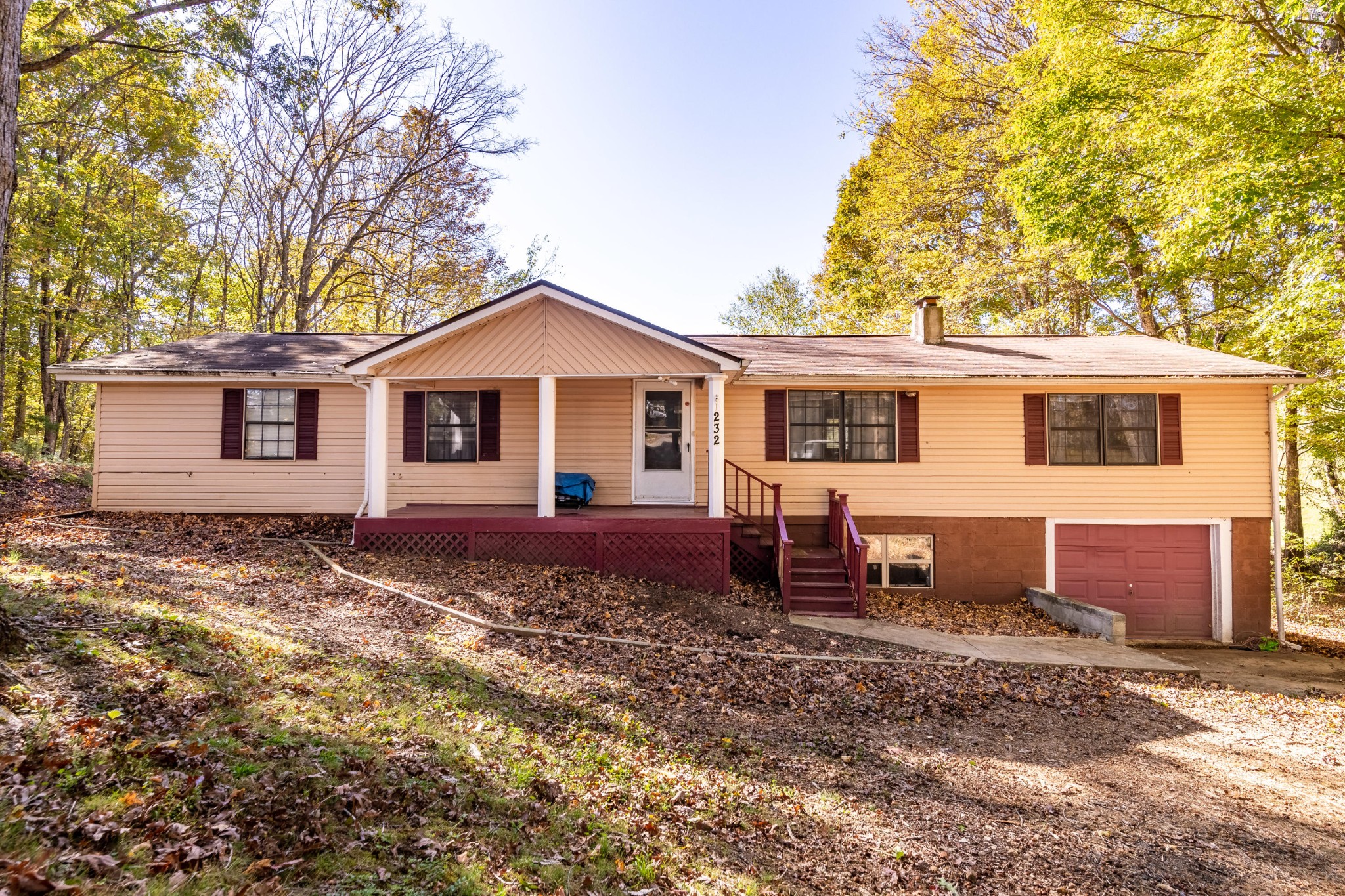 232 Pattie Gap Road Philadelphia, TN 37846 - Photo 2 of 31 a view of a house with a yard and large tree