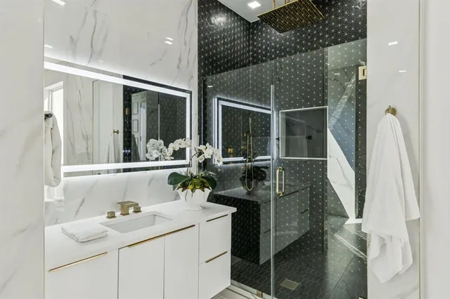 $2,999,999 | 6118 Walnut Hill Lane, Dallas, TX 75230