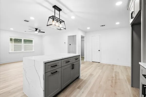 $259,900 | 3816 Kaplan Drive, Pasadena, TX 77503