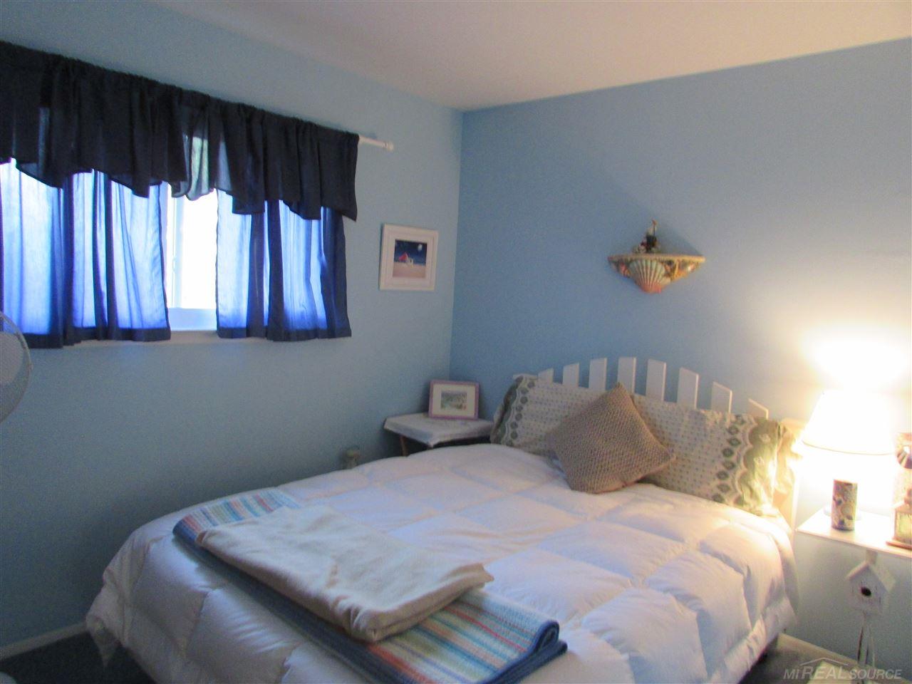 7282 Zenith Road Lexington, MI 48450 - Photo 13 of 32 31296757-12.JPG