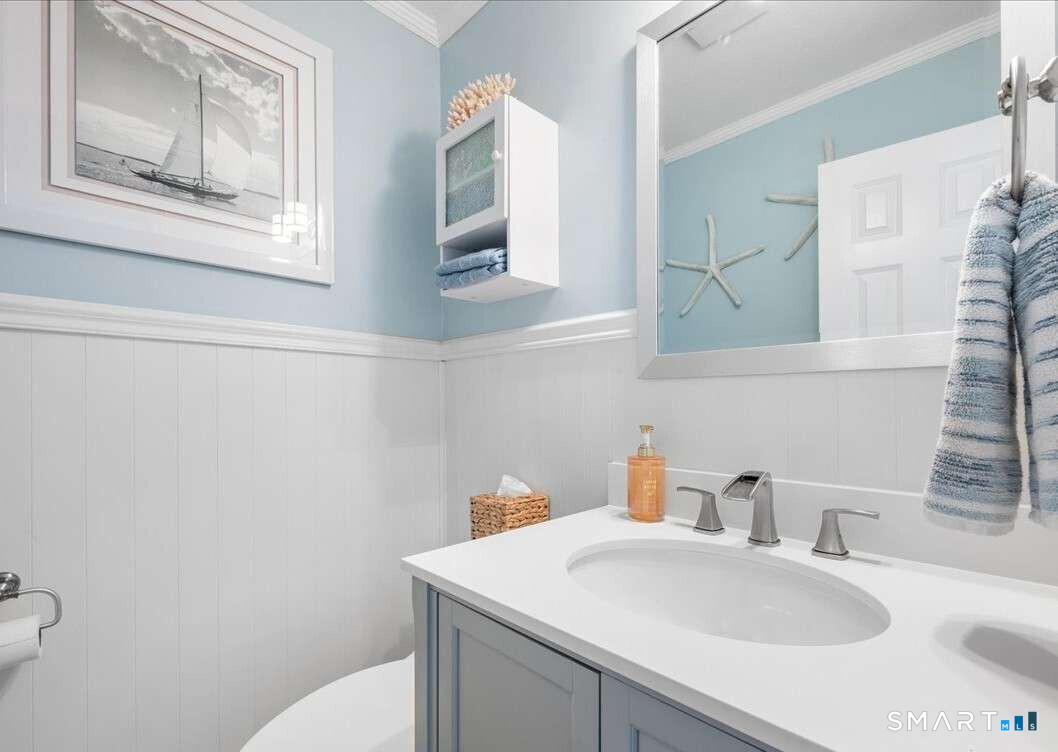 4 Sheffield Cove Road Old Saybrook, CT 06475 - Photo 12 of 40