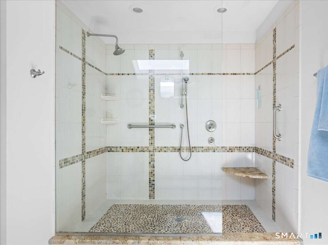 4 Sheffield Cove Road Old Saybrook, CT 06475 - Photo 18 of 40