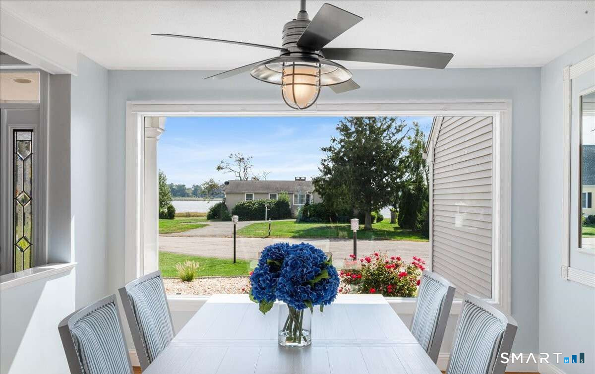 4 Sheffield Cove Road Old Saybrook, CT 06475 - Photo 6 of 40