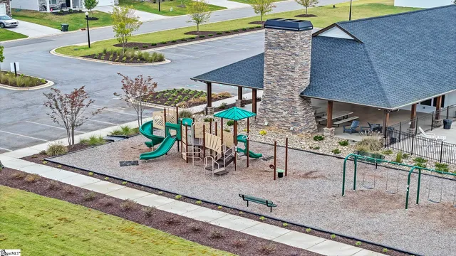 $319,990 | 200 Deskin Lane, Fountain Inn, SC 29644