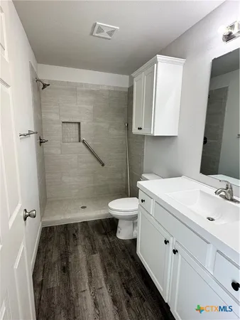 $2,500 | 909 2nd Street, Cuero, TX 77954